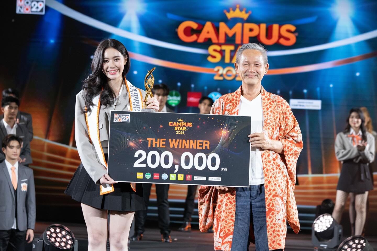 นักศึกษาคณะนิเทศศาสตร์ได้รับรางวัลชนะเลิศโครงการ Campus Star